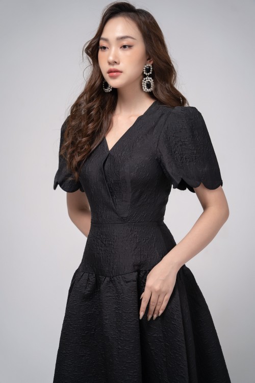 Sixdo Black Wraparoud Midi Brocade Dress